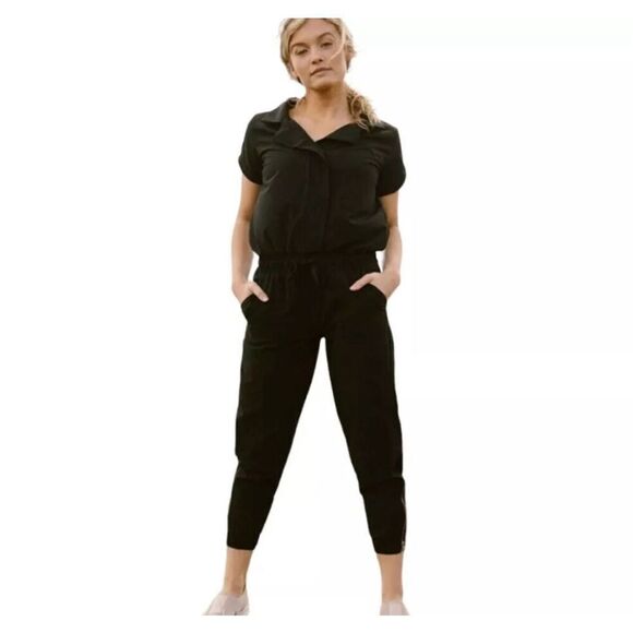 Albion Black Collar Roll Tab Short Sleeve Zipper Jogger Jumpsuit Women’s Small - Picture 1 of 13
